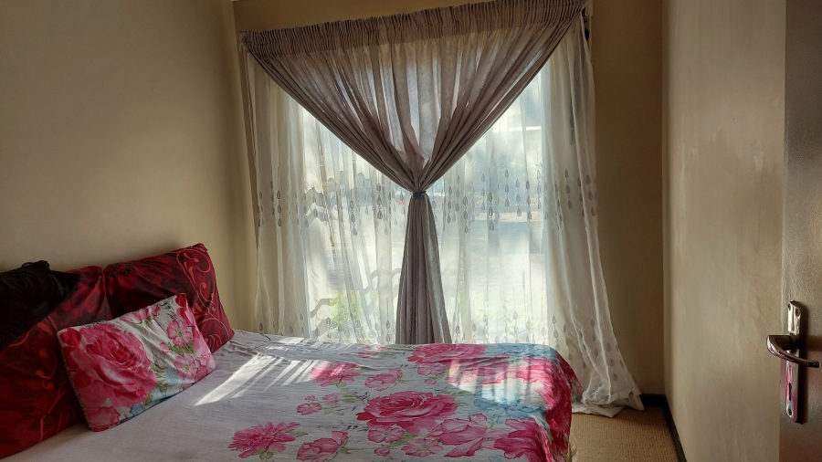 3 Bedroom Property for Sale in Geelhoutpark North West